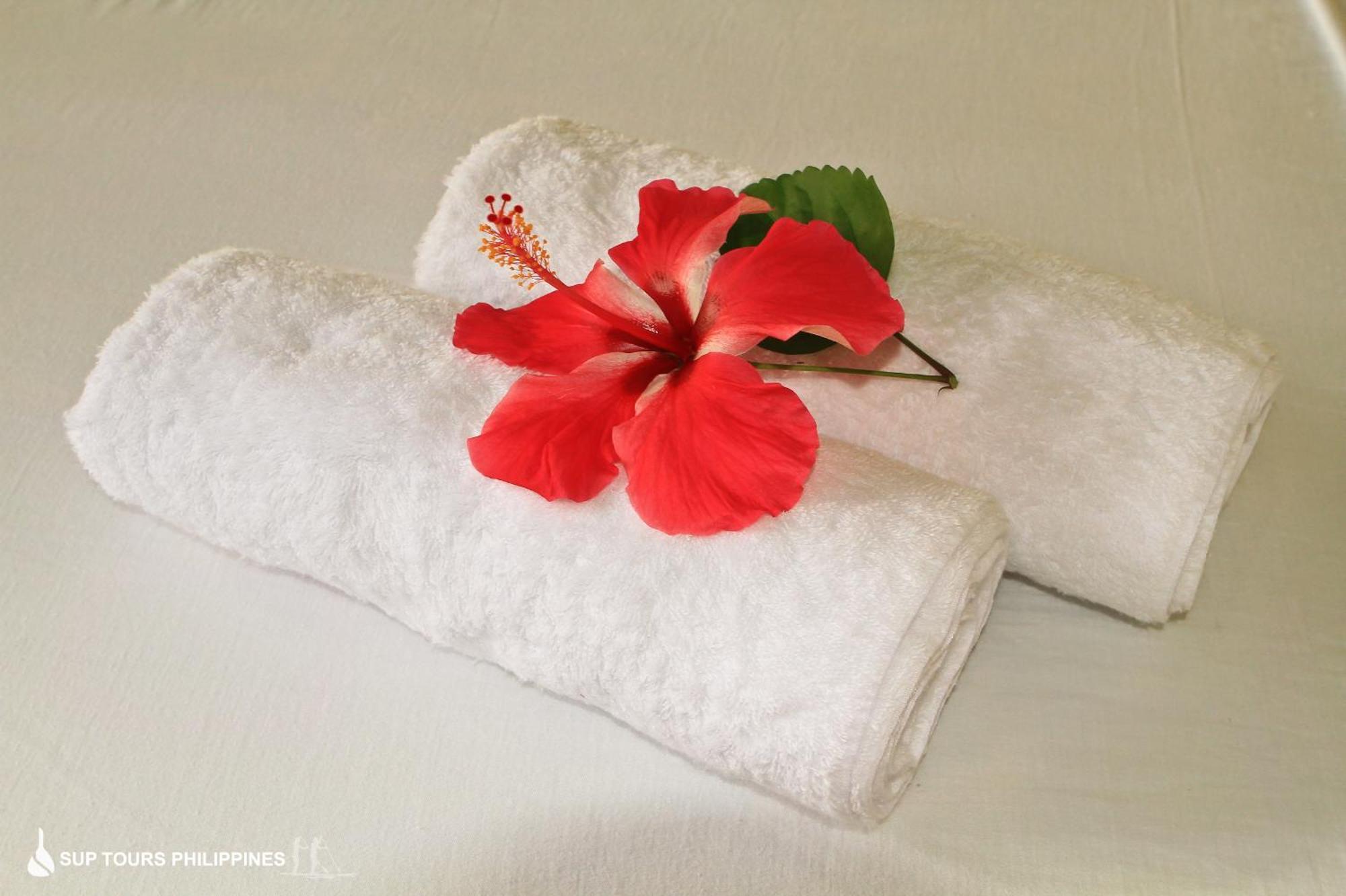 Fox & The Firefly Cottages Лобок Номер фото